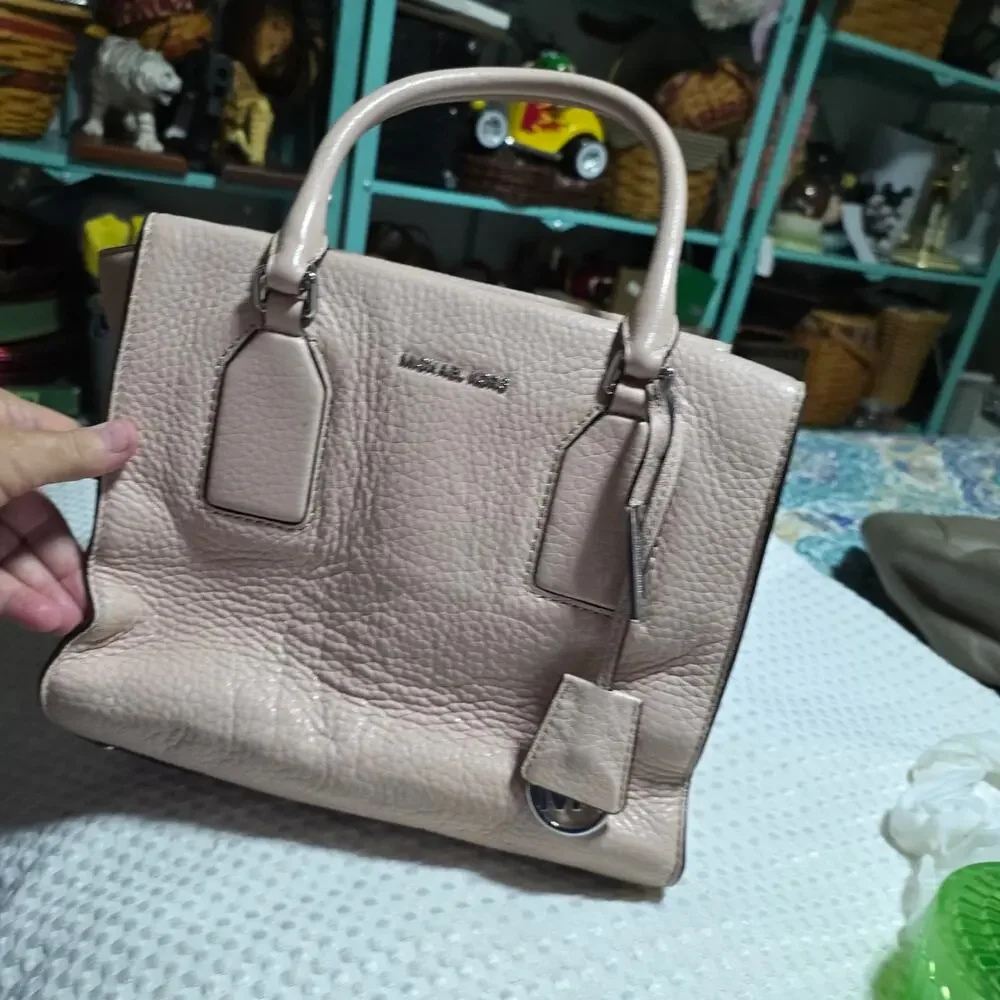 MICHAEL KORS SELBY BALLET  MEDIUM ZIPTOP SATCHEL BAG  SOFT PINK